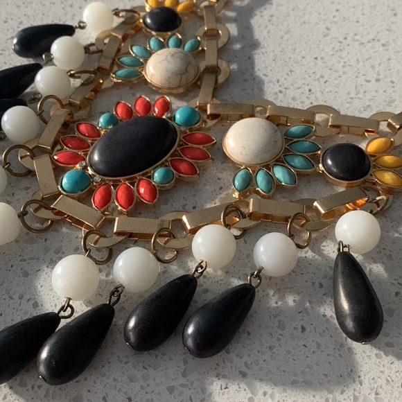 Statement necklace - Picture 2 of 4